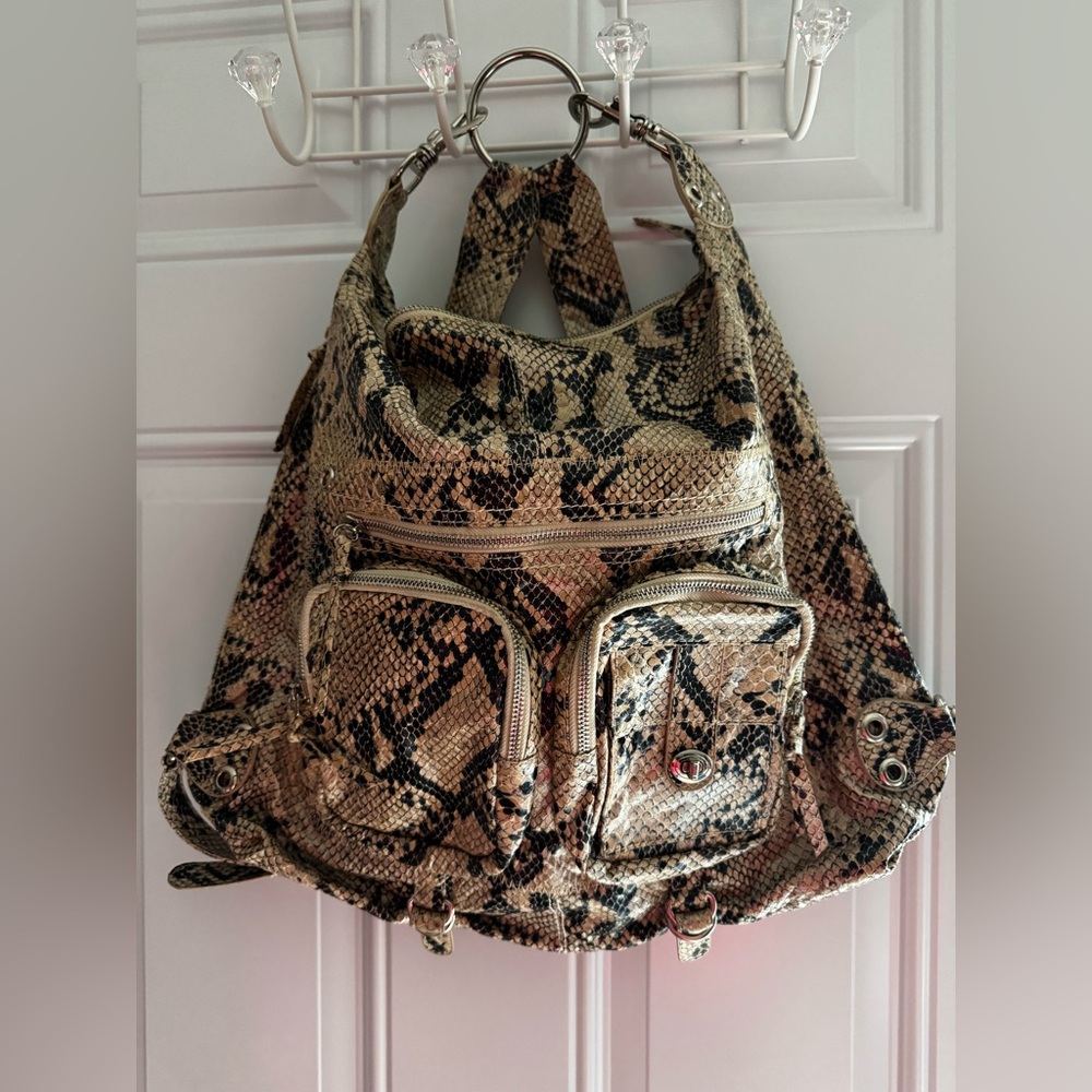 Stylish Snake Print Backpack